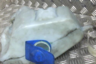 Vase de lave glace VOLKSWAGEN PASSAT 3 Photo n°1