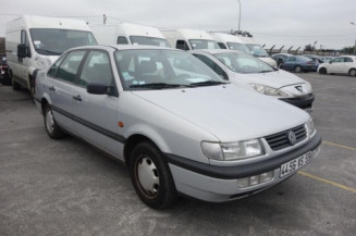 Vase de lave glace VOLKSWAGEN PASSAT 3