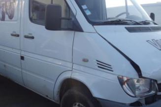 Etrier avant droit (freinage) MERCEDES SPRINTER 1