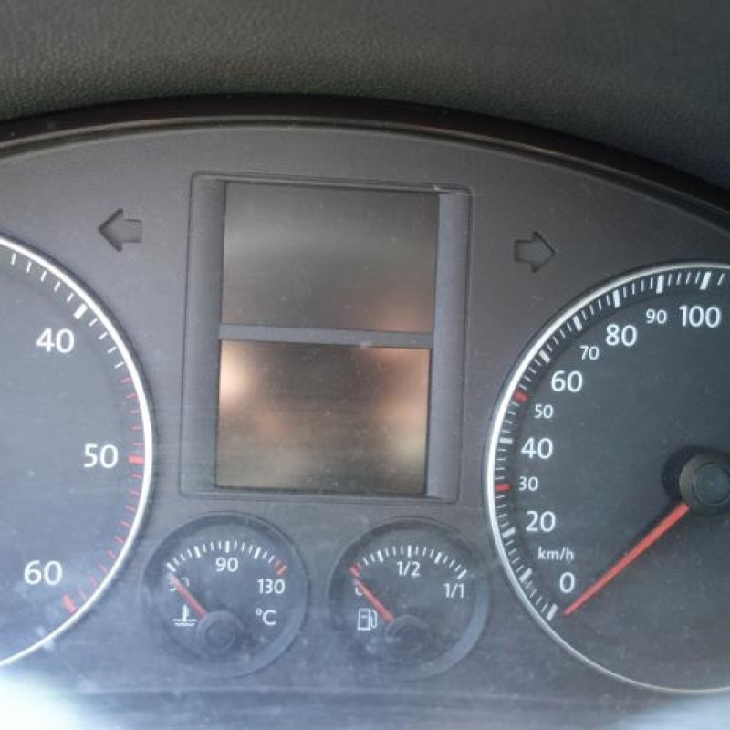 Ceinture arriere gauche VOLKSWAGEN GOLF 5 Photo n°13