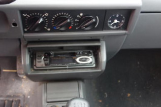 Pretensionneur de ceinture avant gauche RENAULT CLIO 1