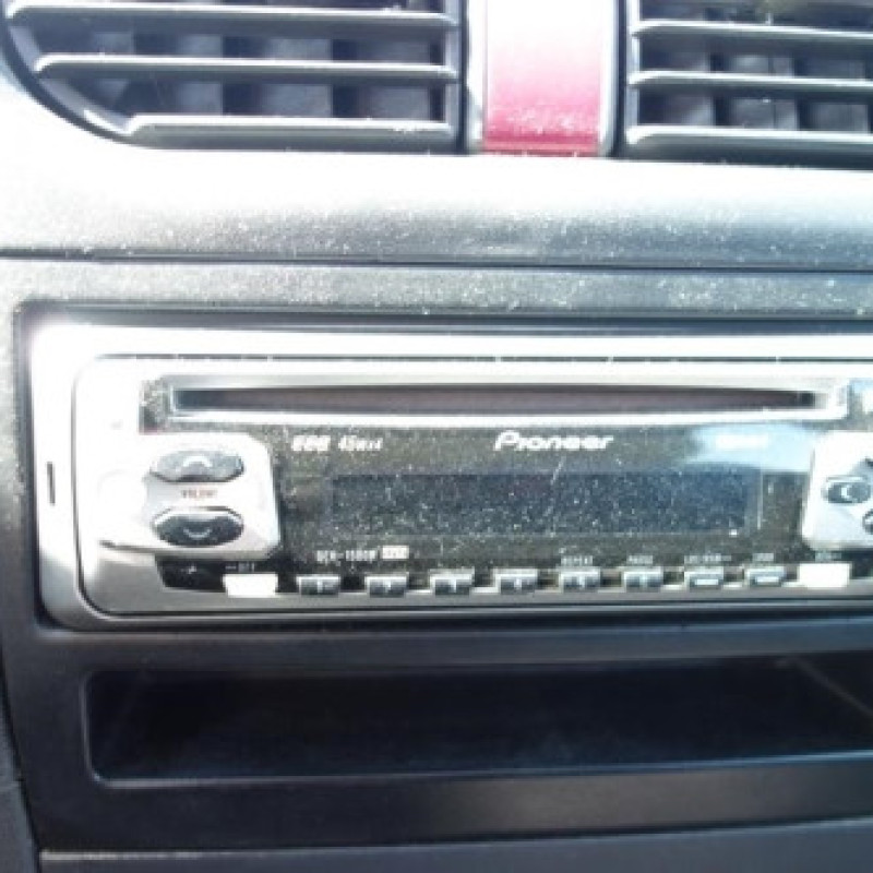 Ceinture arriere gauche OPEL CORSA C Photo n°10