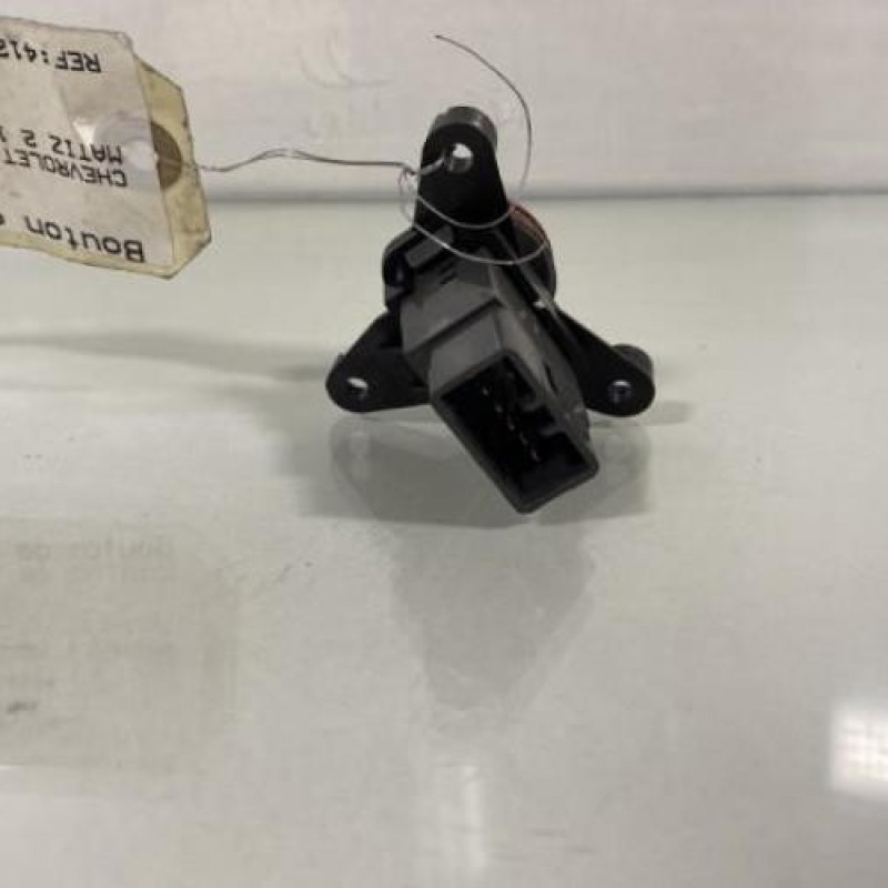Bouton de warning CHEVROLET MATIZ 2 Photo n°3