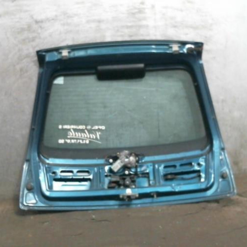 Malle/Hayon arriere OPEL CORSA C Photo n°2