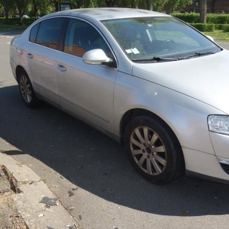 Air bag conducteur VOLKSWAGEN PASSAT 5 Photo n°5