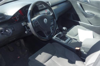Air bag conducteur VOLKSWAGEN PASSAT 5
