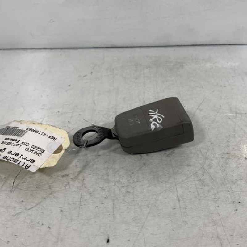 Attache ceinture arriere gauche DAEWOO REZZO Photo n°3