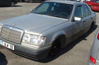 Trappe d'essence MERCEDES 300 W124