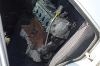 Pretensionneur de ceinture avant gauche MERCEDES 300 W124