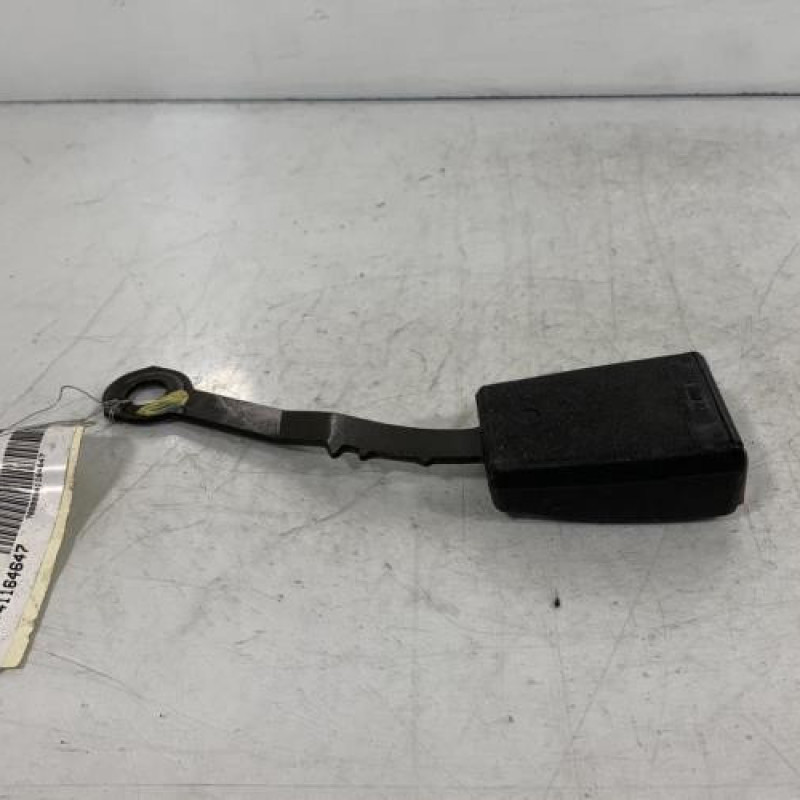 Attache ceinture avant droit MERCEDES 250 W124 Photo n°1