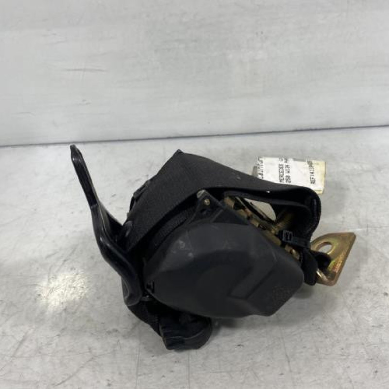Ceinture arriere droit MERCEDES 250 W124 Photo n°3
