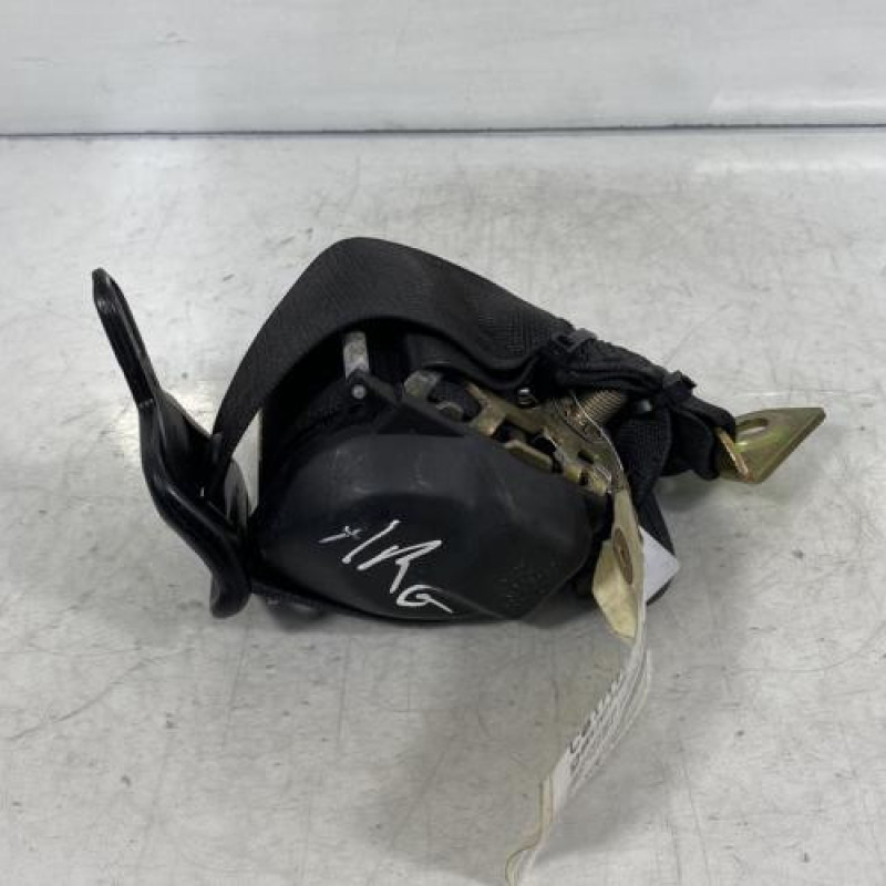 Ceinture arriere gauche MERCEDES 250 W124 Photo n°1