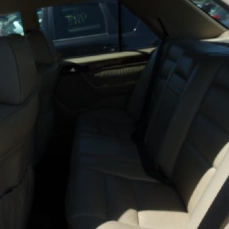 Pretensionneur de ceinture avant droit MERCEDES 250 W124 Photo n°9