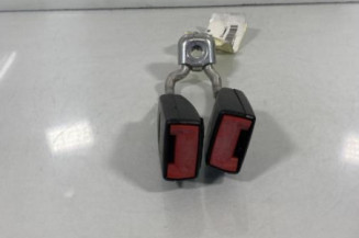 Attache ceinture arriere gauche SEAT IBIZA 3 Photo n°1