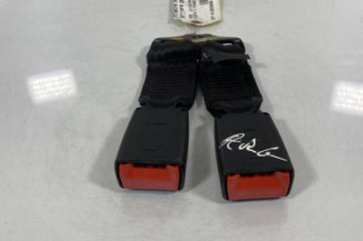 Attache ceinture arriere gauche FORD FIESTA 4 Photo n°1