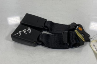 Attache ceinture arriere gauche FORD FIESTA 4