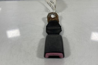 Attache ceinture arriere droit TOYOTA AYGO 1 Photo n°1