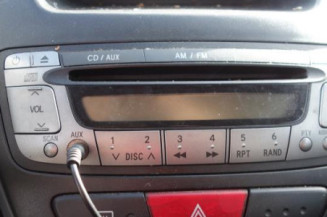 Attache ceinture arriere droit TOYOTA AYGO 1