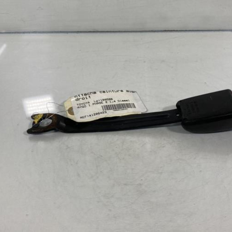 Attache ceinture avant droit TOYOTA AYGO 1 Photo n°3