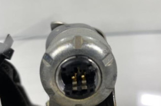 Pretensionneur de ceinture avant gauche TOYOTA AYGO 1