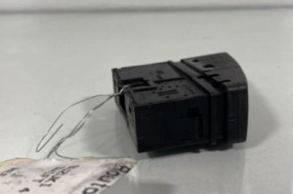 Bouton de warning SUZUKI SWIFT 4
