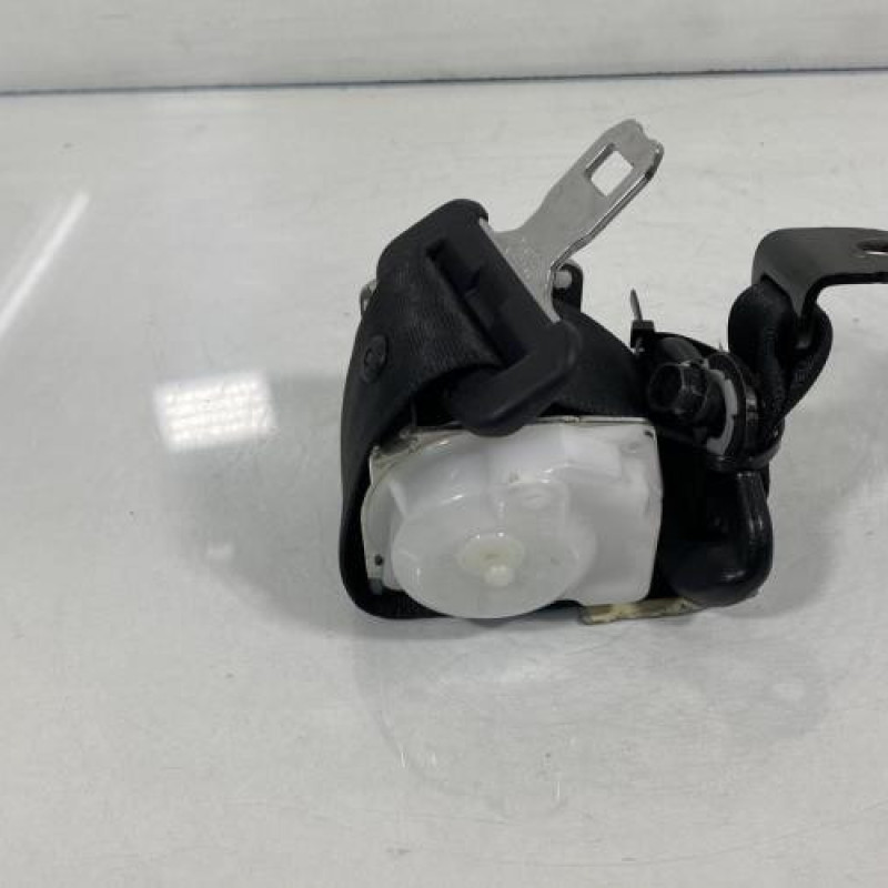 Ceinture arriere gauche SUZUKI SWIFT 4 Photo n°1
