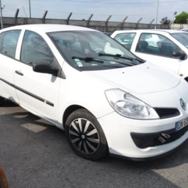 Pretensionneur de ceinture avant droit RENAULT CLIO 3 Photo n°4