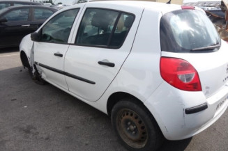 Pretensionneur de ceinture avant droit RENAULT CLIO 3