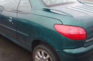 Attache ceinture arriere droit PEUGEOT 206