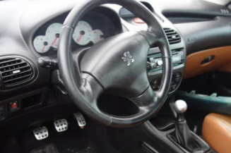 Attache ceinture arriere droit PEUGEOT 206