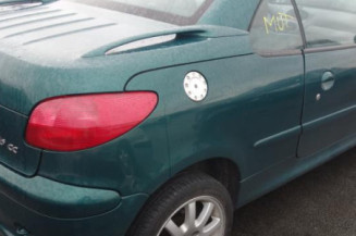 Pretensionneur de ceinture avant droit PEUGEOT 206