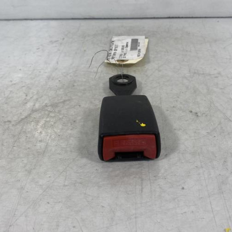 Attache ceinture arriere droit CITROEN C2 Photo n°1