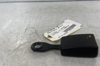 Attache ceinture arriere droit CITROEN C2