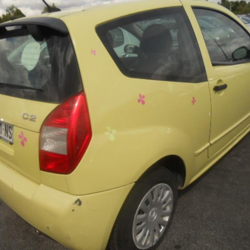 Attache ceinture arriere droit CITROEN C2 Photo n°7