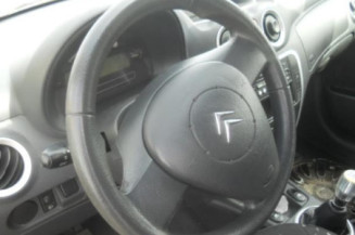 Attache ceinture arriere droit CITROEN C2