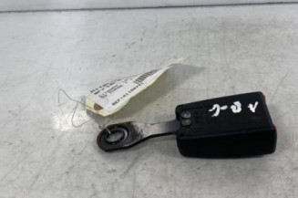 Attache ceinture arriere gauche CITROEN C2