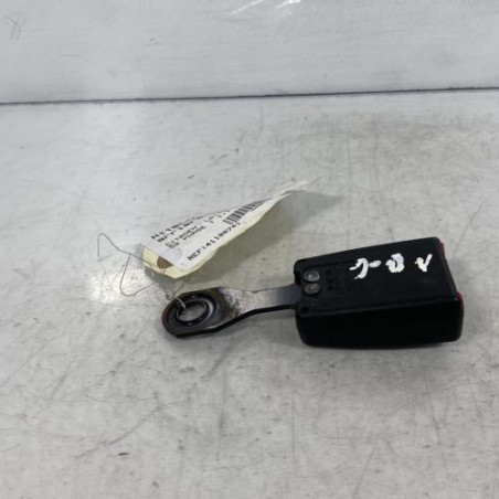 Attache ceinture arriere gauche CITROEN C2