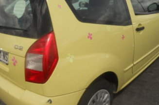Attache ceinture arriere gauche CITROEN C2