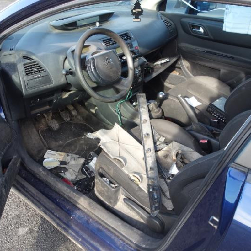 Trappe d'essence CITROEN C4 1 Photo n°9