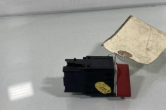 Bouton de warning VOLKSWAGEN GOLF PLUS