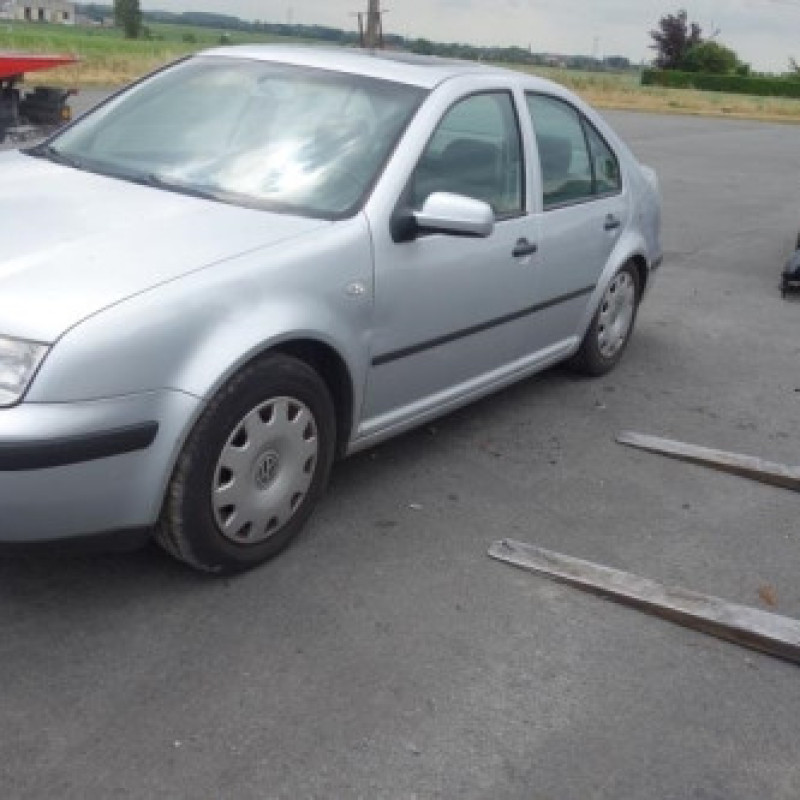 Feu arriere principal gauche (feux) VOLKSWAGEN BORA Photo n°4