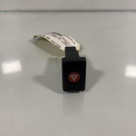 Bouton de warning DACIA LOGAN MCV 1 Photo n°1