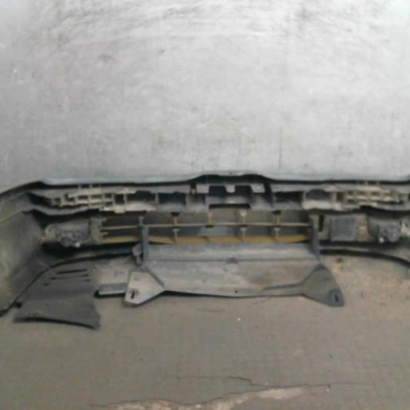 Pare choc avant RENAULT SCENIC 1 Photo n°2