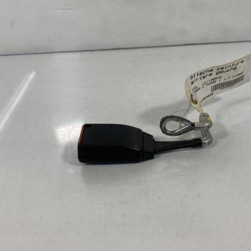 Attache ceinture arriere gauche OPEL CORSA C Photo n°2