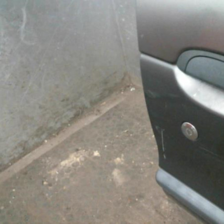 Porte avant droit RENAULT MEGANE 1