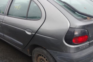 Porte avant droit RENAULT MEGANE 1