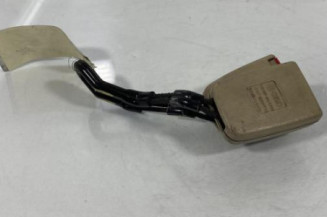 Attache ceinture arriere gauche VOLKSWAGEN GOLF 3