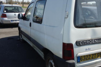 Serrure avant droit CITROEN BERLINGO 1