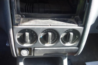 Serrure avant droit CITROEN BERLINGO 1