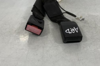Attache ceinture arriere droit NISSAN QASHQAI 1 Photo n°1